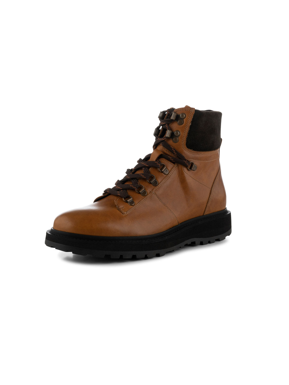 The Kite Hiker Warm boot by Shoe The Bear features LWG-waxed leather, dark brown laces, metal eyelets, cushioned ankle support, and a black rubber sole with a rugged tread pattern—ideal for winter trails.