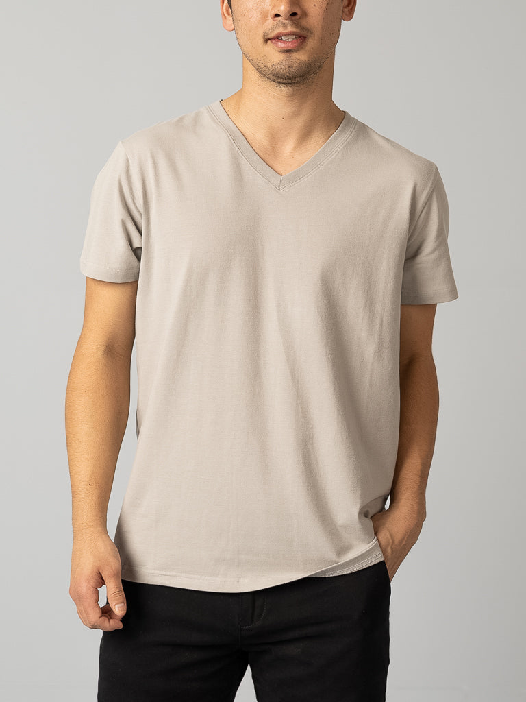 ID Classic V-Neck T-Shirt
