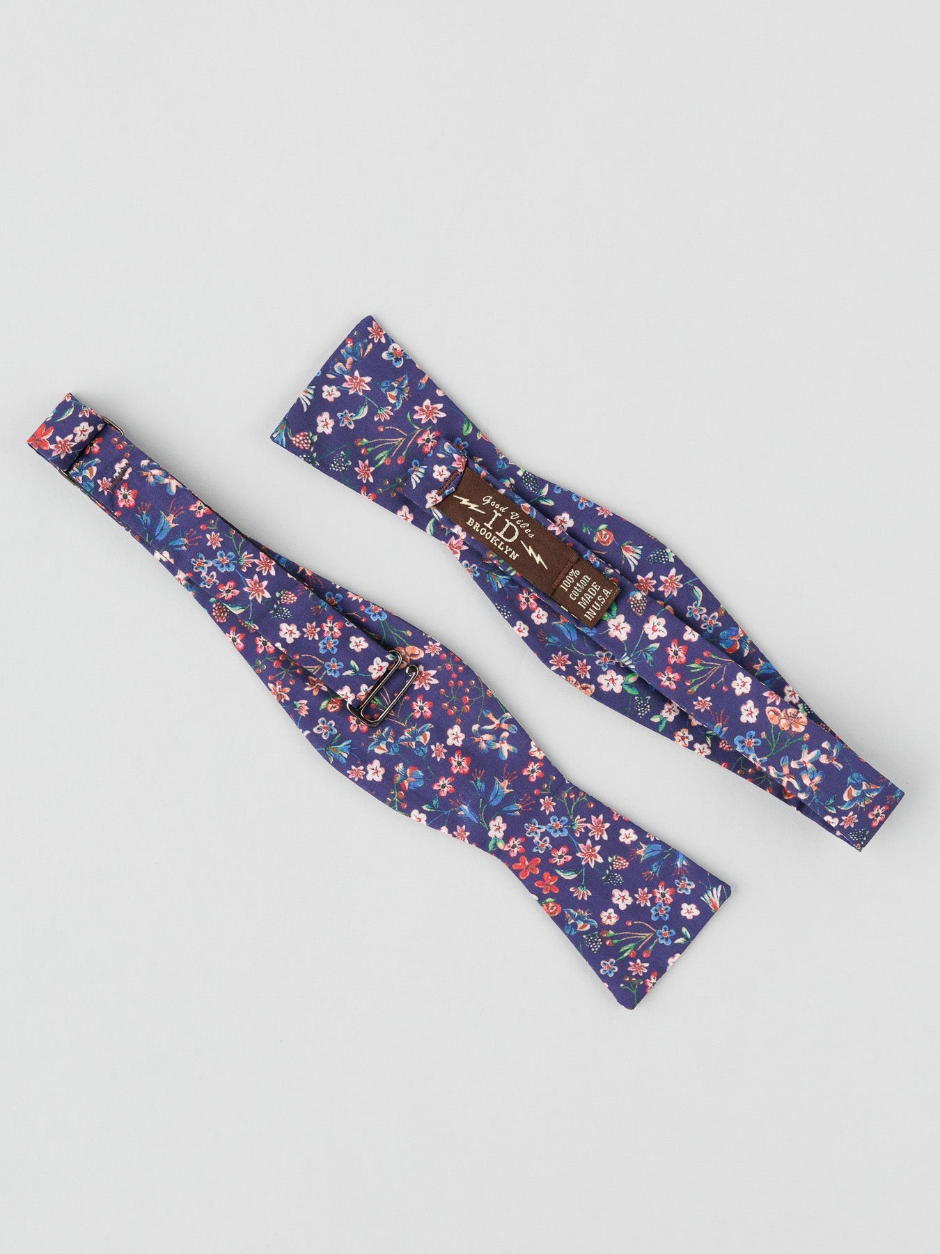 ID Liberty of London Tana Lawn™ Cotton Bowties