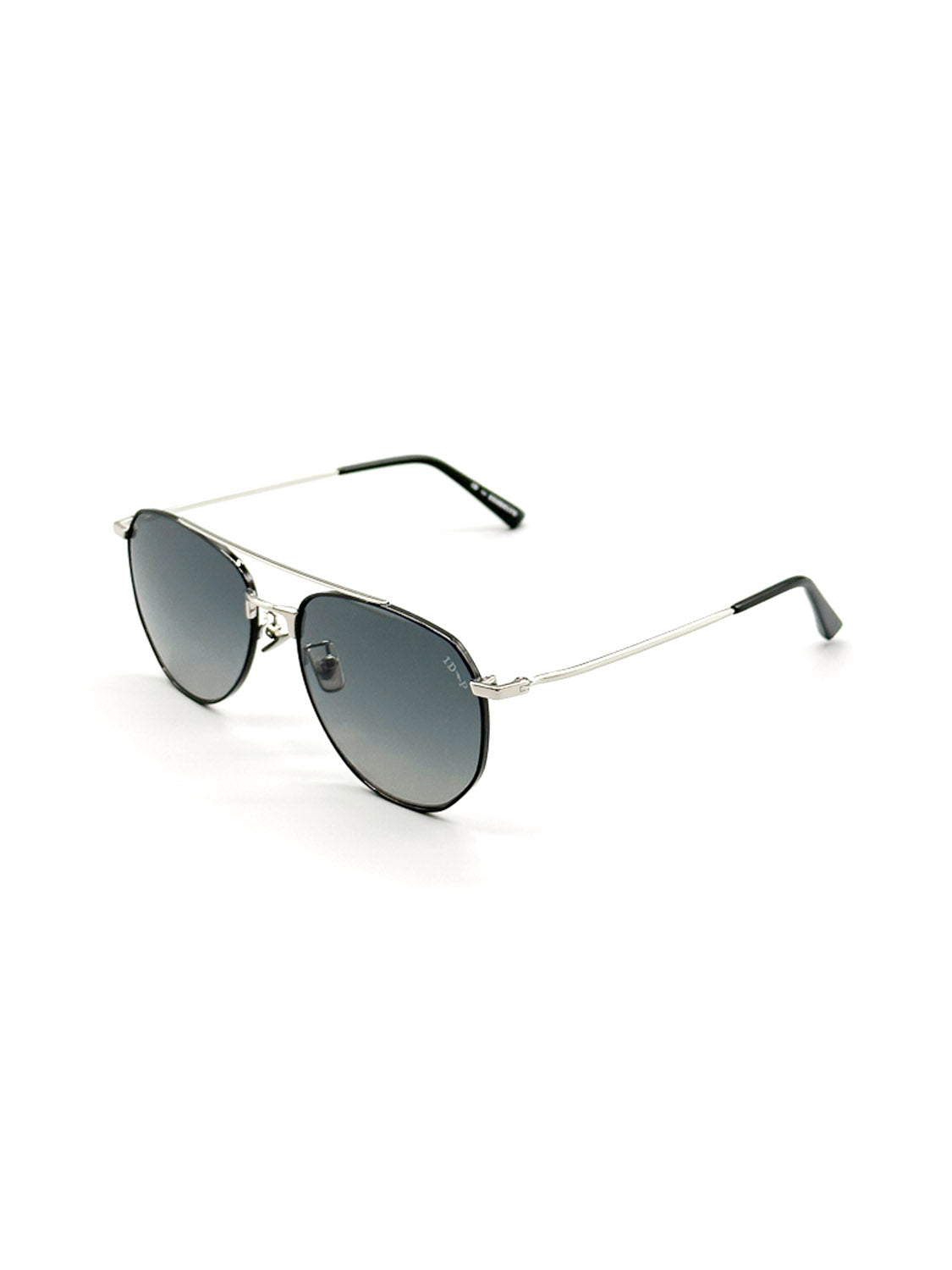 The M417GG ID Polarized Sunglasses by ID Menswear feature round, dark-tinted lenses and a thin metallic frame. Sleek arms with black temple tips and transparent nose pads offer style, while UV400 protection ensures superior eye safety from harmful rays.