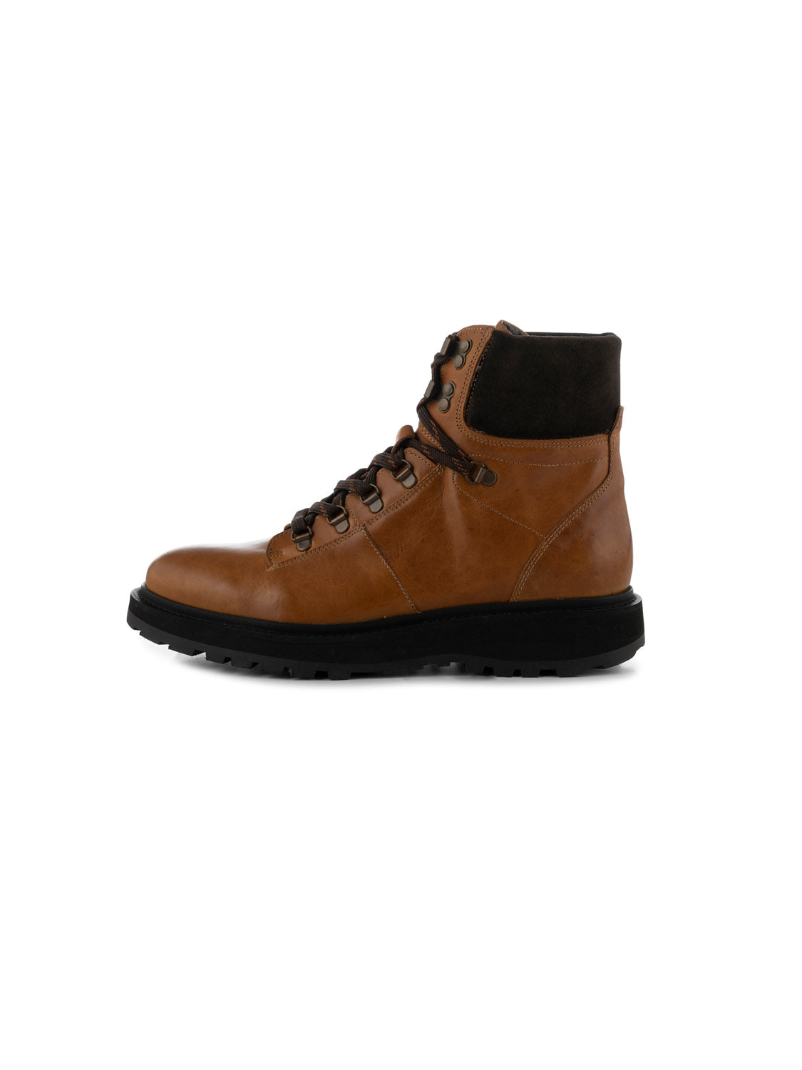 Experience the rugged charm of Shoe The Bears Kite Hiker Warm Boot. Crafted from LWG-waxed brown leather, it showcases a sturdy black sole, soft black suede ankle collar, metal eyelets, and dark brown laces in a side profile against a plain white background.