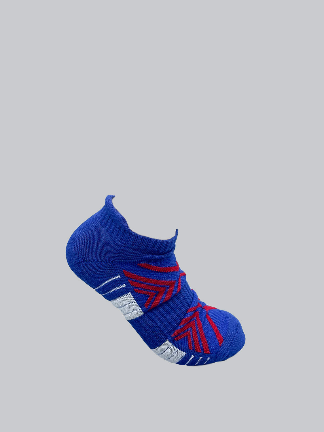 The Ankle Sports Socks by ID Menswear are blue and feature a breathable, stretchy fabric with extra cushioning, highlighted by red and white geometric stripes on a gray background.
