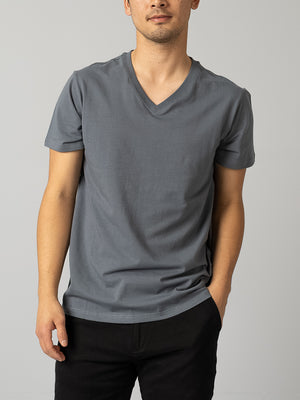 Classic v-neck t-shirt
