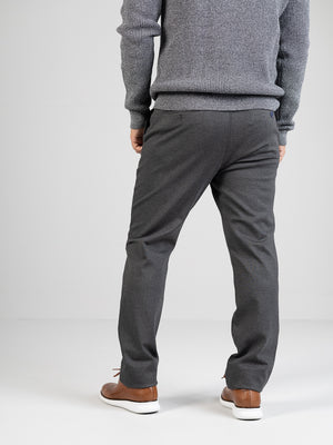 Manhattan regular slim-fit 4-way stretch dress pant L30"