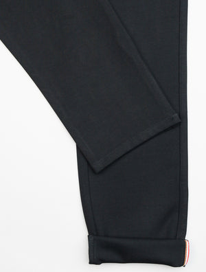 Manhattan regular slim-fit 4-way stretch dress pant L30"
